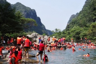 Phong Nha – Ke Bang: Spring visitors increase strongly on the occasion of Lunar New Year of 2018